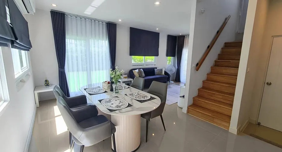For sale and for rent 4 bedrooms house in Thalang, Phuket