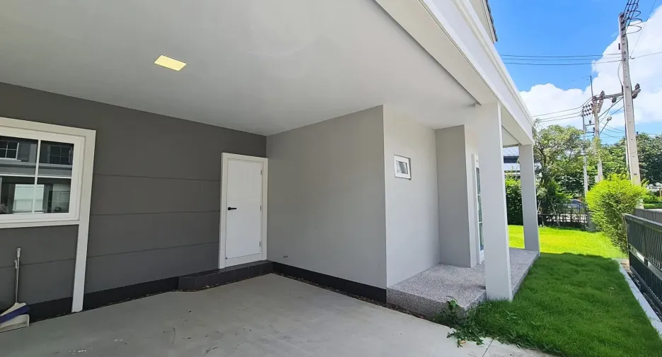 For sale and for rent 4 bedrooms house in Thalang, Phuket