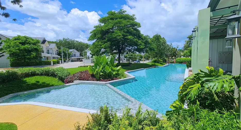 For sale and for rent 4 bedrooms house in Thalang, Phuket