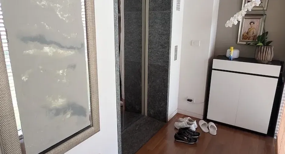 For sale and for rent 2 bedrooms condo in Pathum Wan, Bangkok