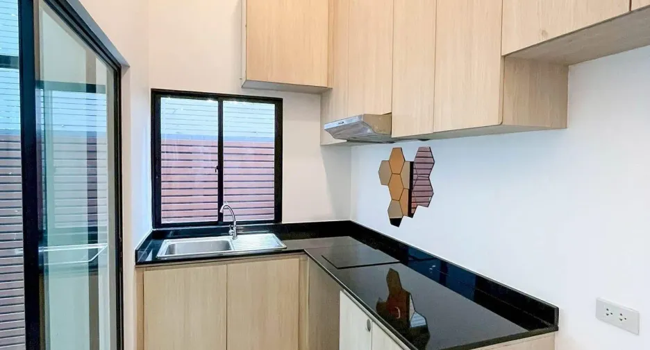 Casa en venta de 3 habitaciones en Suan Luang, Bangkok