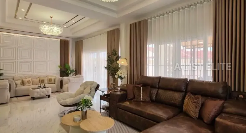 À vendre 3 chambres maison à Bang Saray, Pattaya