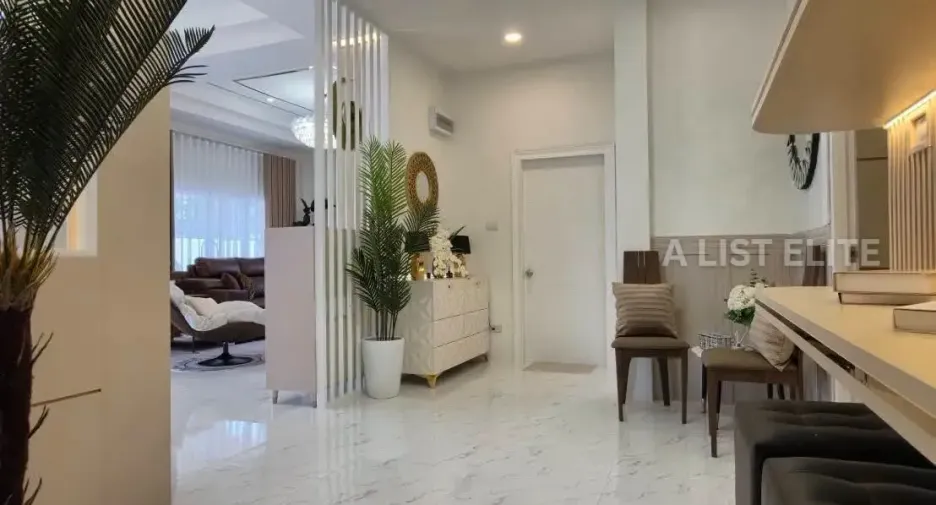 À vendre 3 chambres maison à Bang Saray, Pattaya