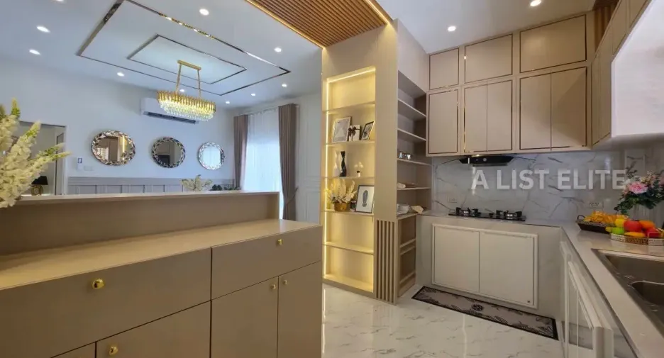 À vendre 3 chambres maison à Bang Saray, Pattaya