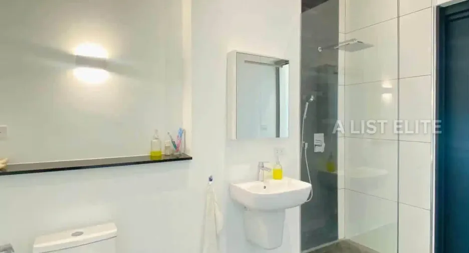 À vendre 4 chambres maison à Huay Yai, Pattaya