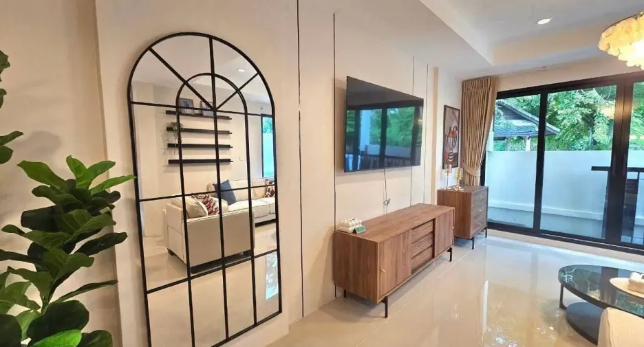 For rent 3 bedrooms townhouse in Ko Samui, Surat Thani