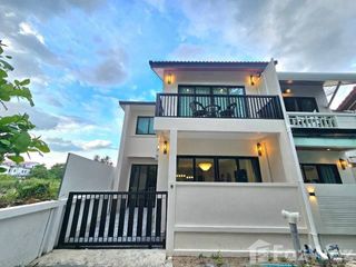 For rent 3 bedrooms townhouse in Ko Samui, Surat Thani