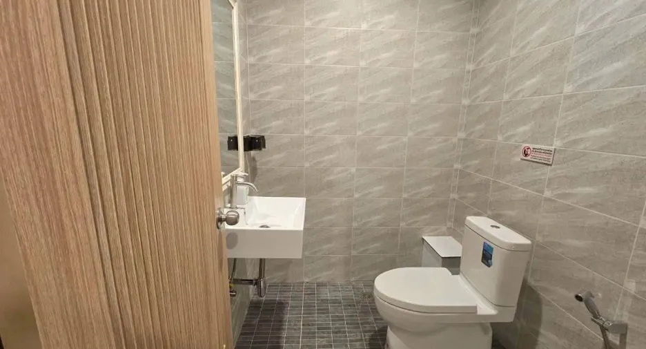 For rent 3 bedrooms townhouse in Ko Samui, Surat Thani