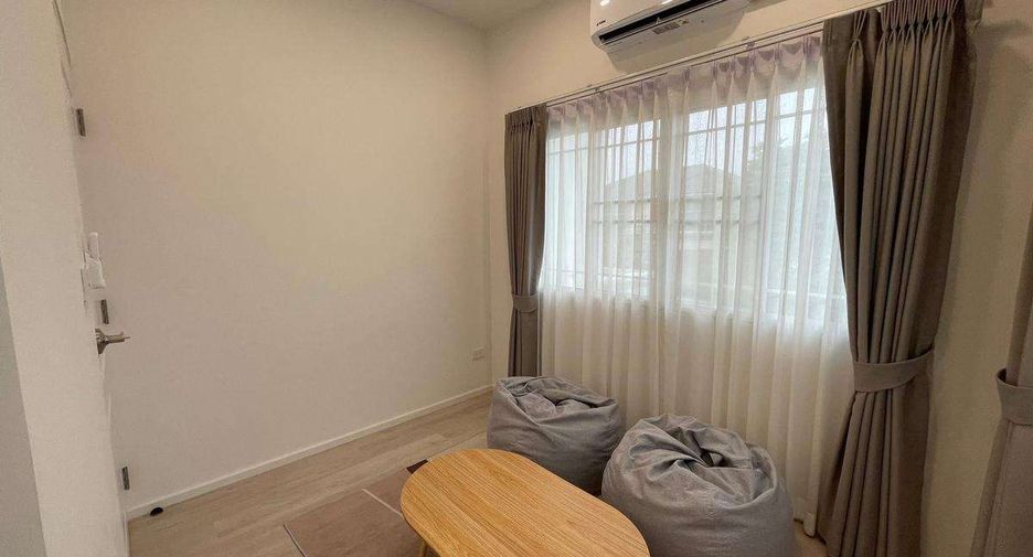 For rent 5 bedrooms house in Mueang Chiang Mai, Chiang Mai