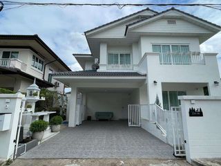 For rent 5 bedrooms house in Mueang Chiang Mai, Chiang Mai