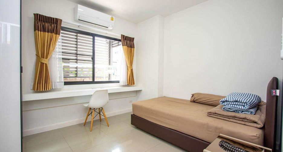 For rent 4 bedrooms house in Doi Saket, Chiang Mai