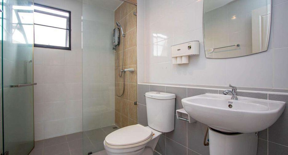 For rent 4 bedrooms house in Doi Saket, Chiang Mai