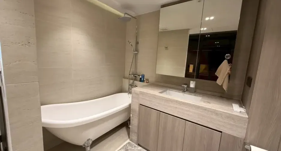À vendre 2 chambres condo à Sathon, Bangkok