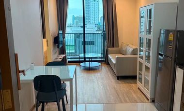 For rent 1 bed condo in Huai Khwang, Bangkok