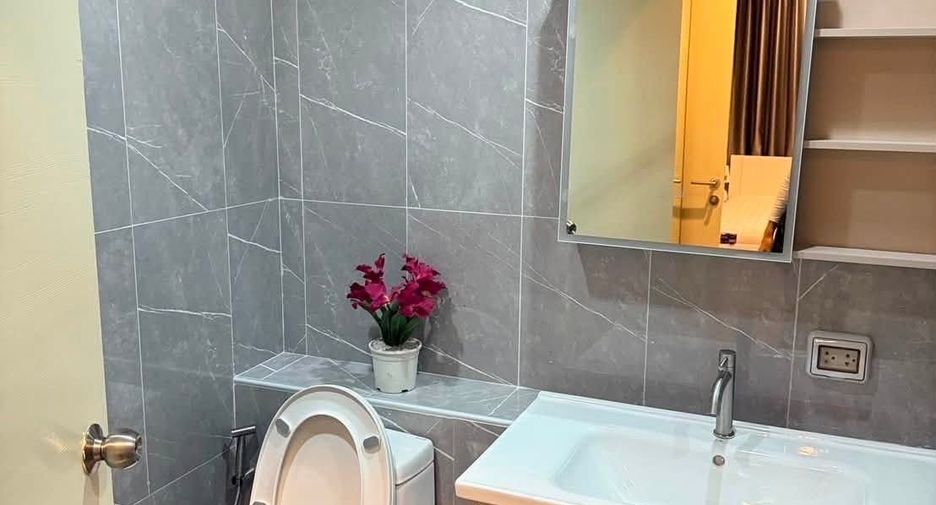 For rent 1 bed condo in Huai Khwang, Bangkok