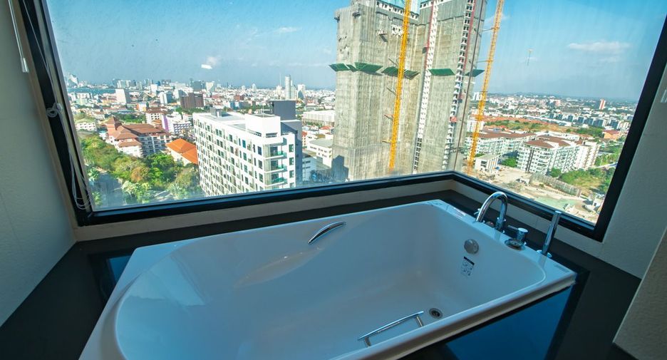 For sale 2 bedrooms condo in Bang Lamung, Chonburi