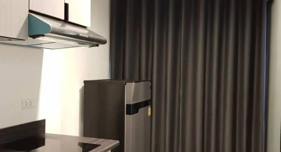 Condo en alquiler de 1 habitaciones en Huai Khwang, Bangkok