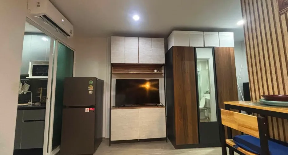 Wohnung zur Miete mit 1 Zimmer in Phra Khanong, Bangkok