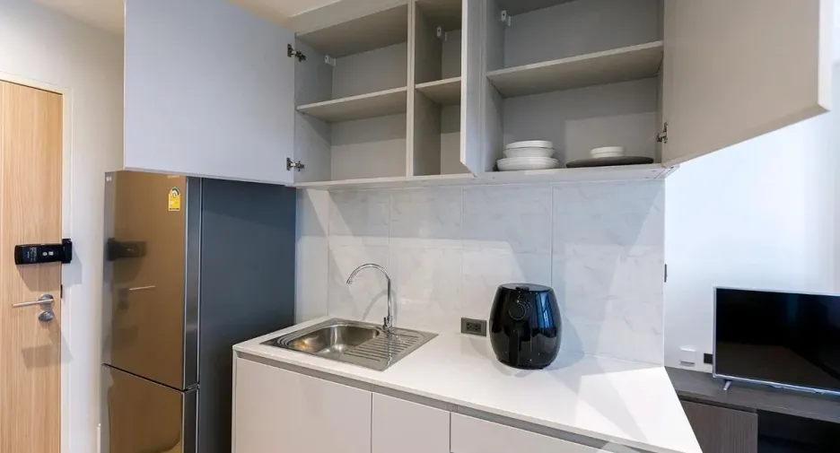 For rent 1 bed condo in Thon Buri, Bangkok