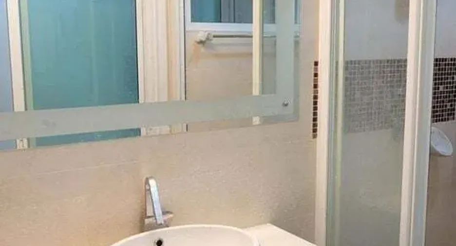 For rent 1 bed condo in Bang Kapi, Bangkok