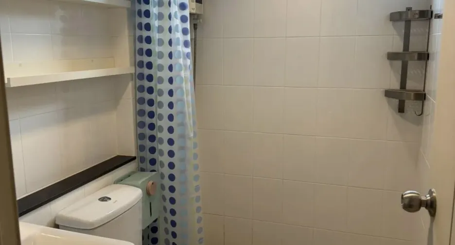 For rent 1 bed condo in Mueang Samut Prakan, Samut Prakan