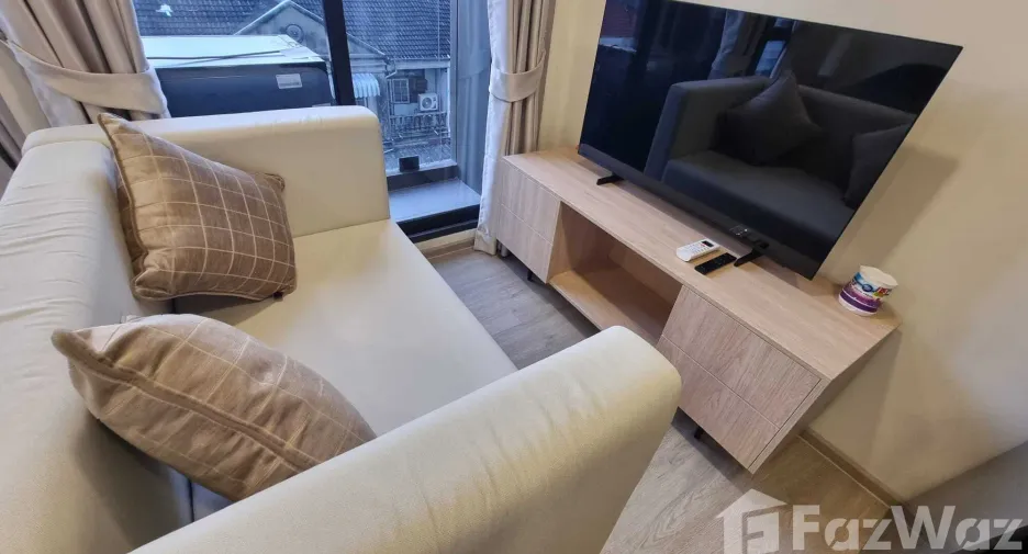 Wohnung zur Miete mit Studio in Phra Khanong, Bangkok