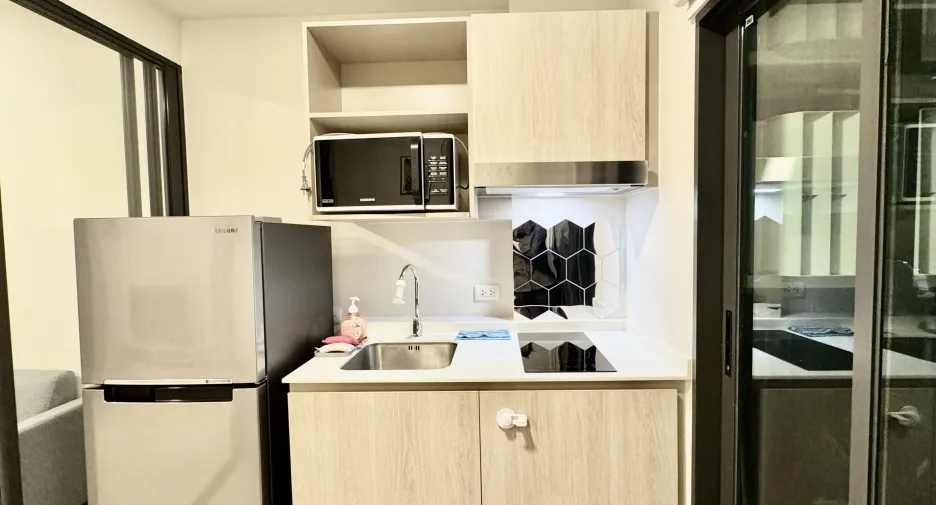 For rent 1 bed condo in Bang Kapi, Bangkok