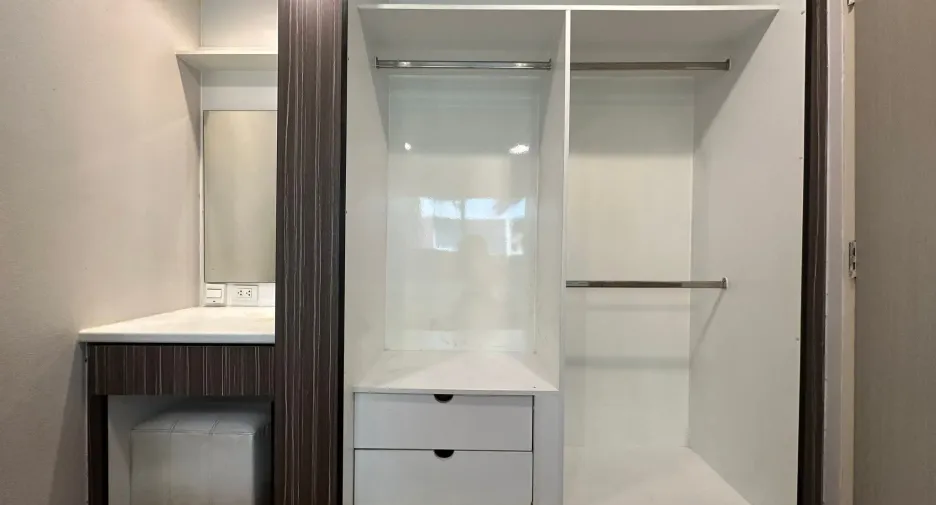 For rent 1 bed condo in Khlong San, Bangkok