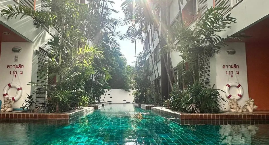 For rent 1 bed condo in Khlong San, Bangkok