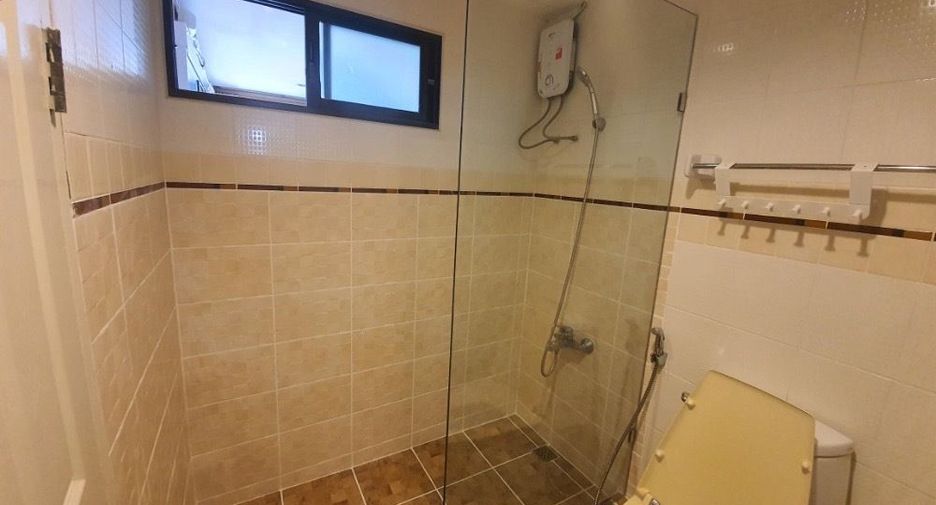 Аренда 1 кровать кондо в Бангкок Нои, Бангкок