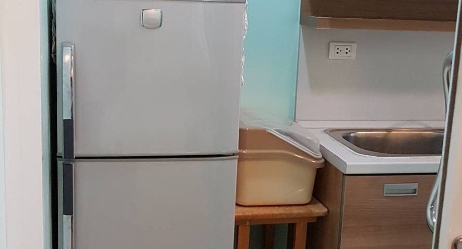For rent studio condo in Sathon, Bangkok