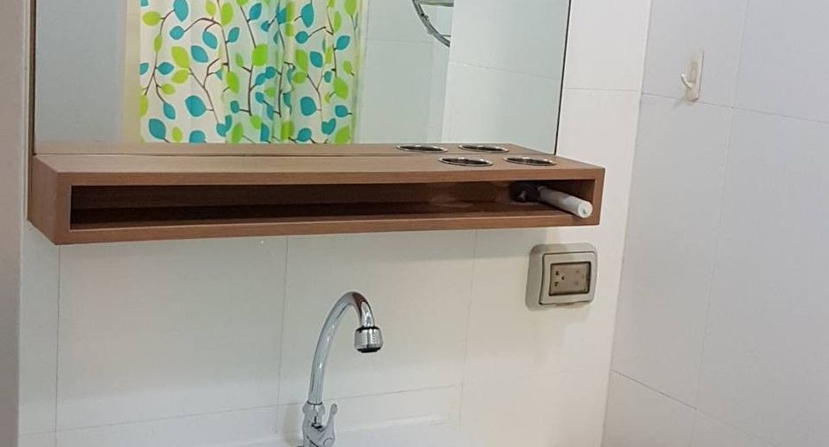 For rent studio condo in Sathon, Bangkok