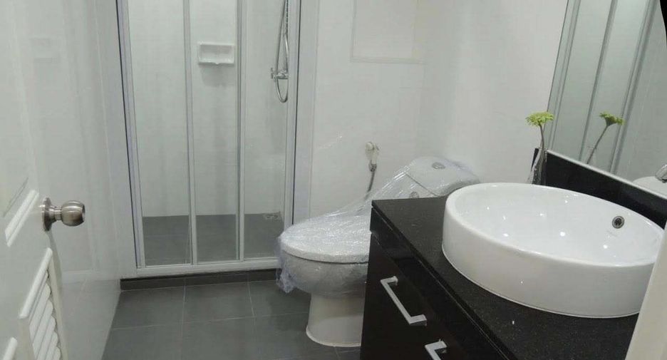For rent 1 bed condo in Mueang Samut Prakan, Samut Prakan