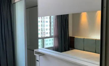 Condo en alquiler de 1 habitaciones en Bang Phlat, Bangkok
