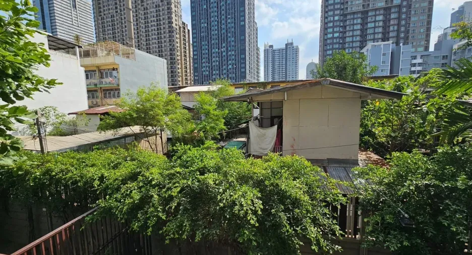 For rent 1 bed condo in Khlong San, Bangkok