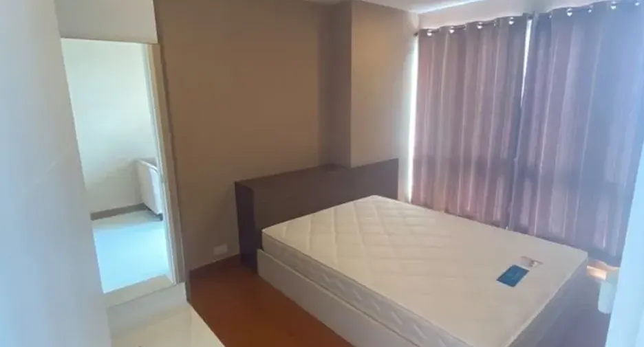 For rent 2 bedrooms condo in Lat Krabang, Bangkok