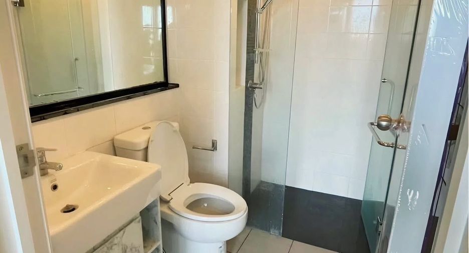 For rent 1 bed condo in Bang Phlat, Bangkok