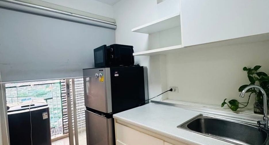 For rent 1 bed condo in Yan Nawa, Bangkok