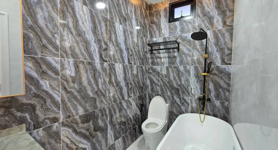 For sale and for rent 4 bedrooms villa in Bang Lamung, Chonburi