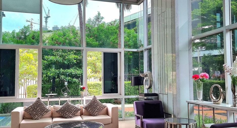 For rent studio condo in Thon Buri, Bangkok