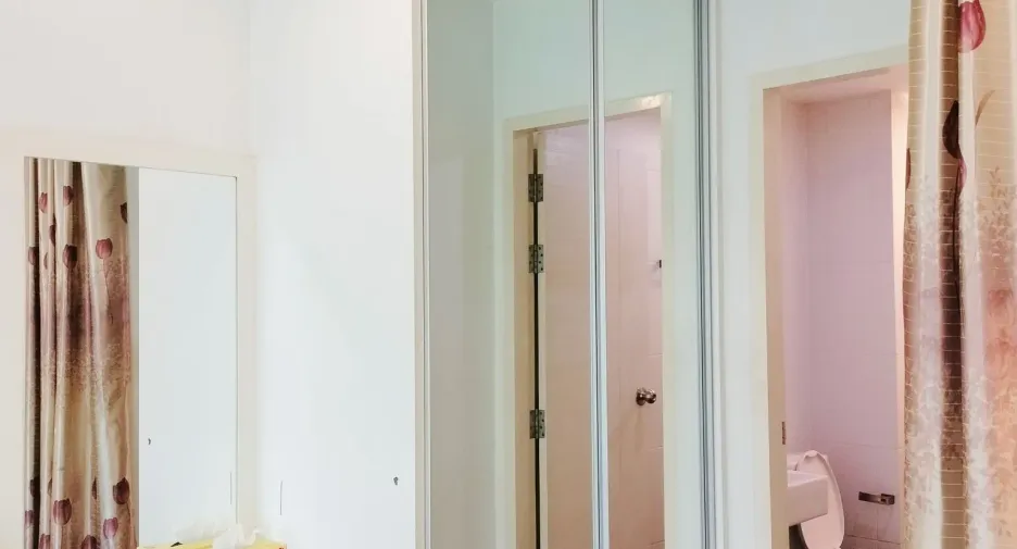 For rent 1 bed condo in Khlong San, Bangkok