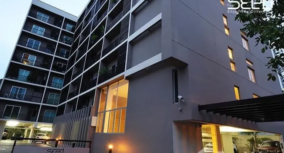 For rent 1 bed condo in Phaya Thai, Bangkok