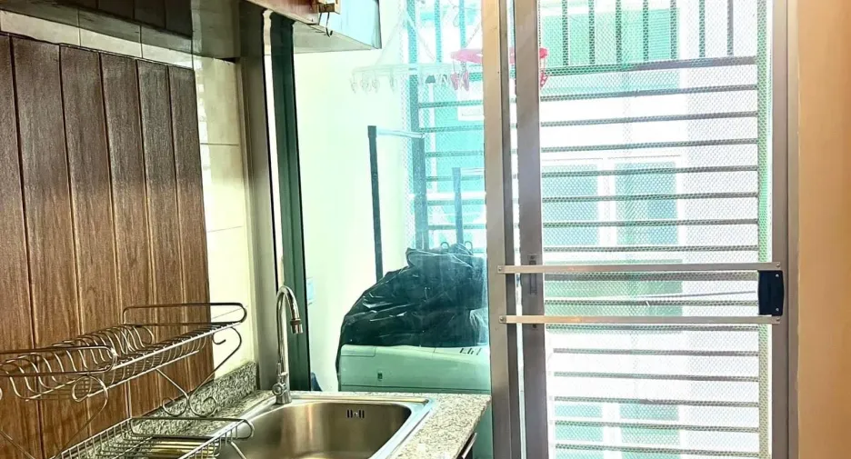 For rent 1 bed condo in Phaya Thai, Bangkok