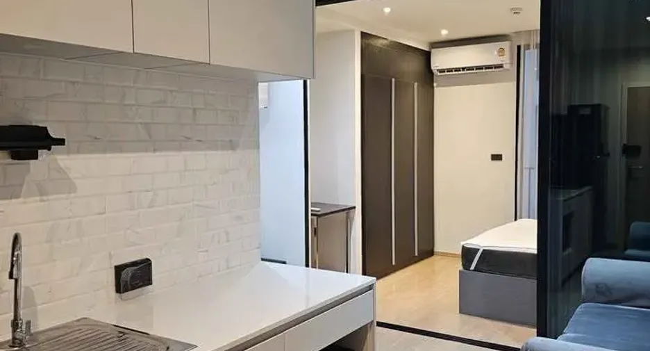 For rent studio condo in Thon Buri, Bangkok