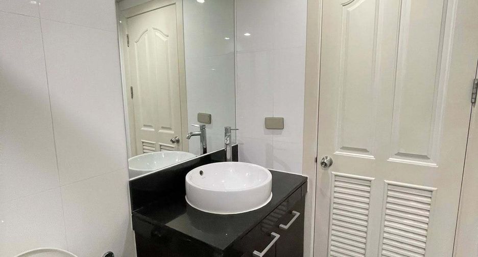 For rent 1 bed condo in Mueang Samut Prakan, Samut Prakan