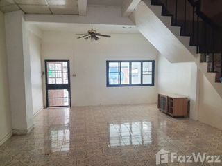 For rent 4 bedrooms townhouse in Min Buri, Bangkok