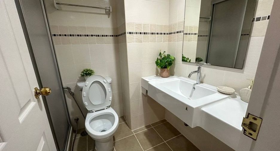 For rent studio condo in Bang Kapi, Bangkok