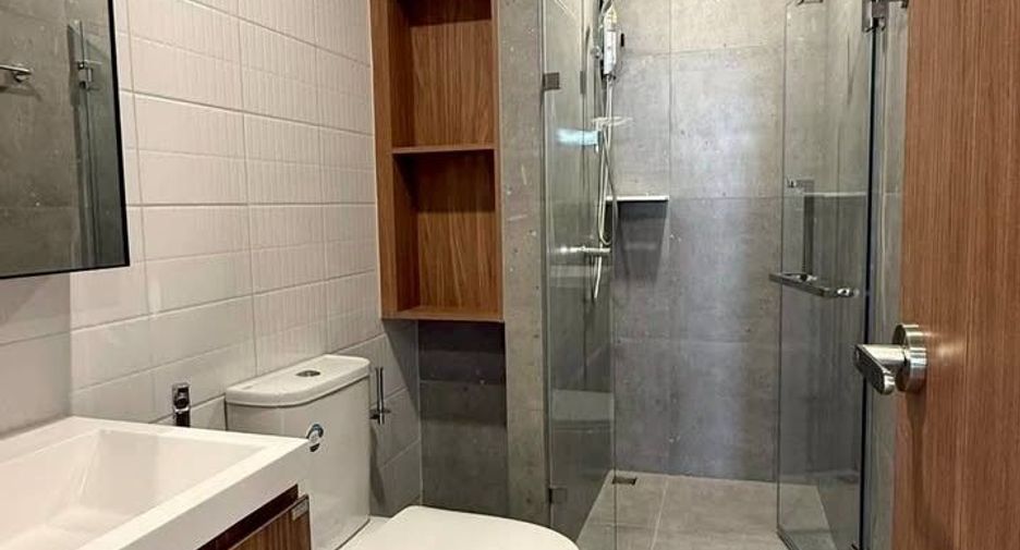 For rent 2 bedrooms condo in Rat Burana, Bangkok