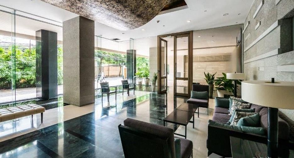 For rent 3 bedrooms condo in Sathon, Bangkok