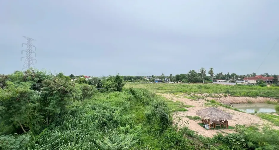 For rent 5 bedrooms house in Huay Yai, Pattaya
